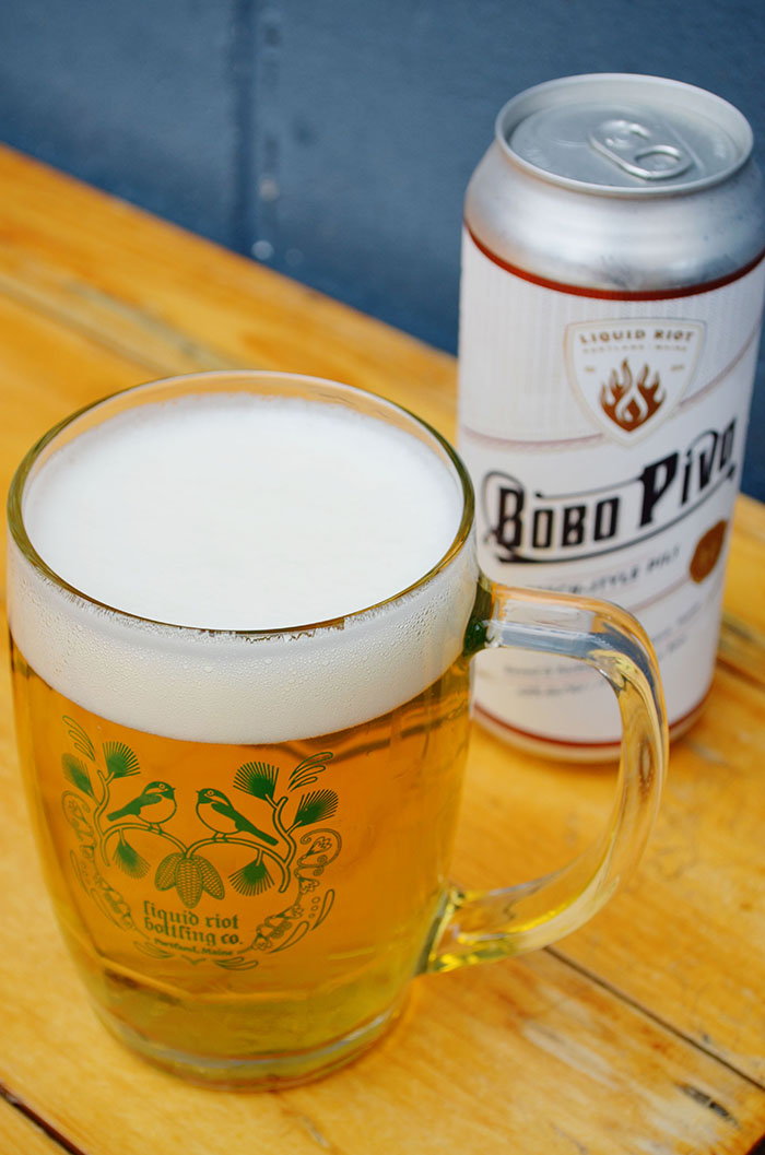 Czech-style Pilsner Bobo Pivo poured 